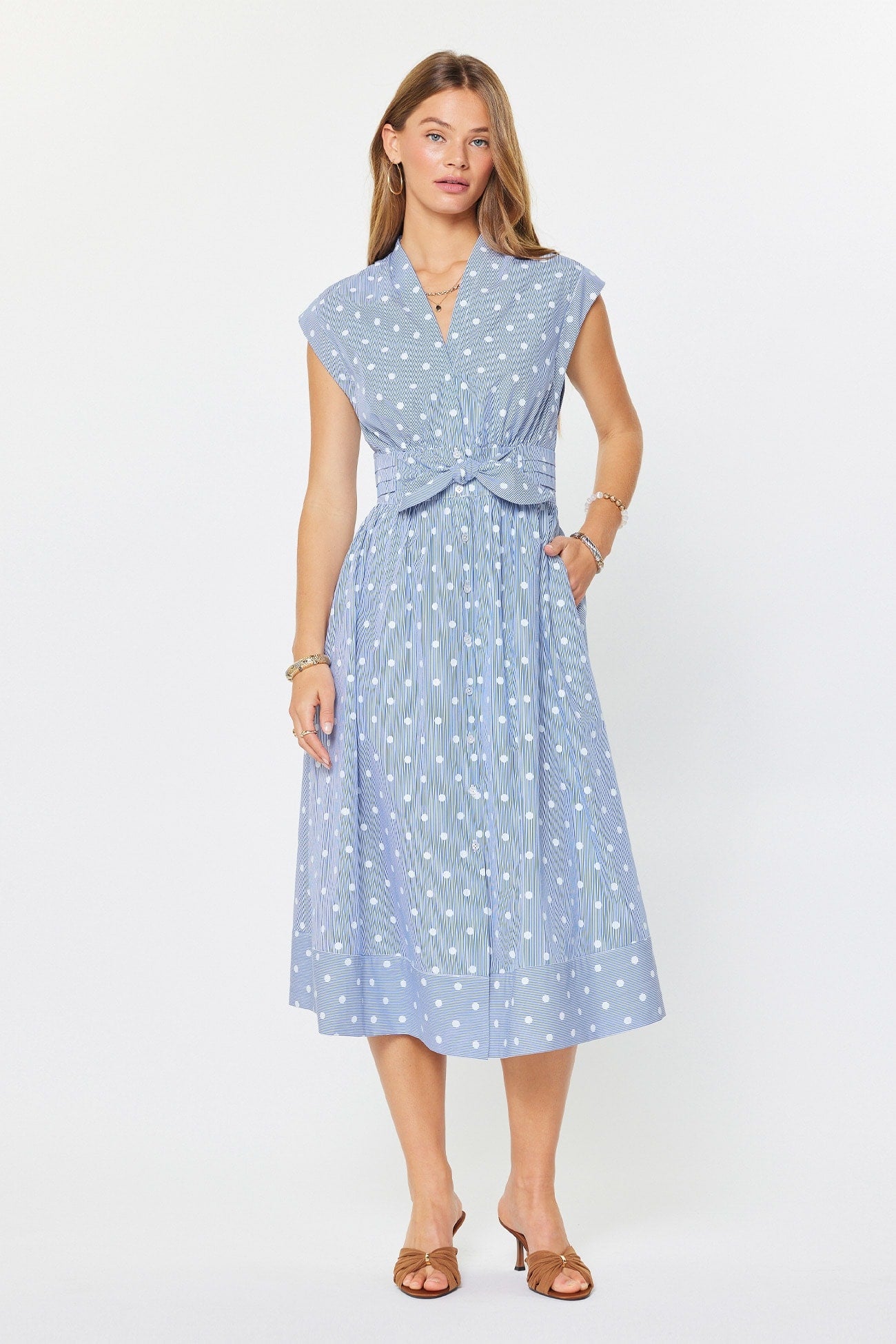 Half-zip closure with long sleeves