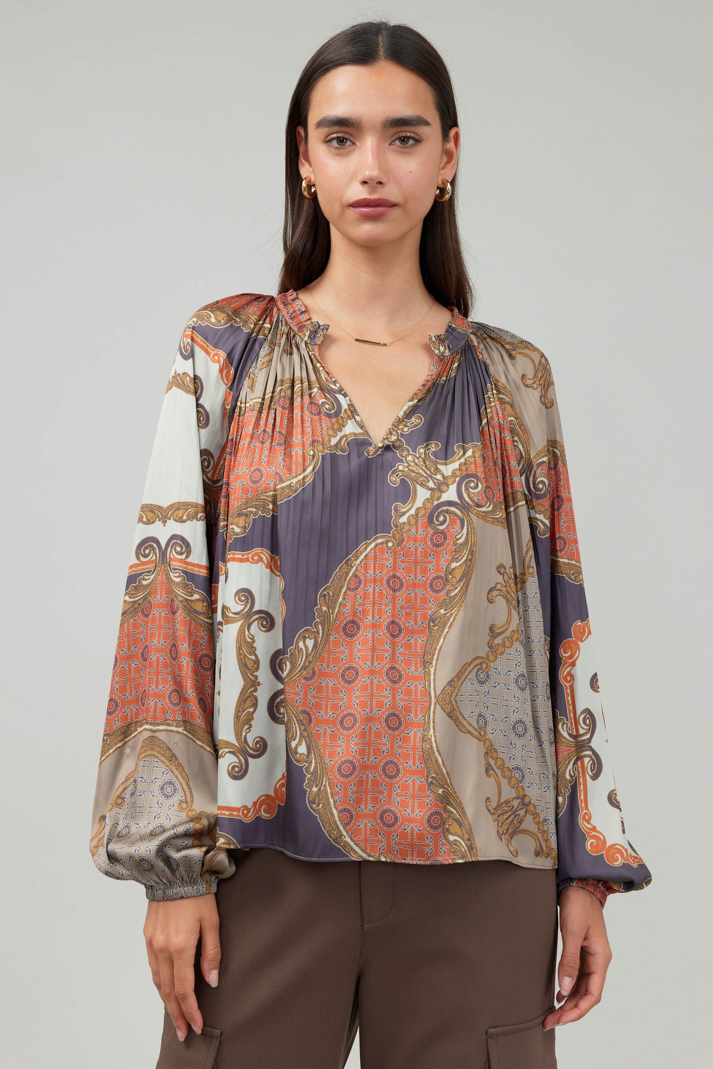 Damask Pattern Pleated Blouse