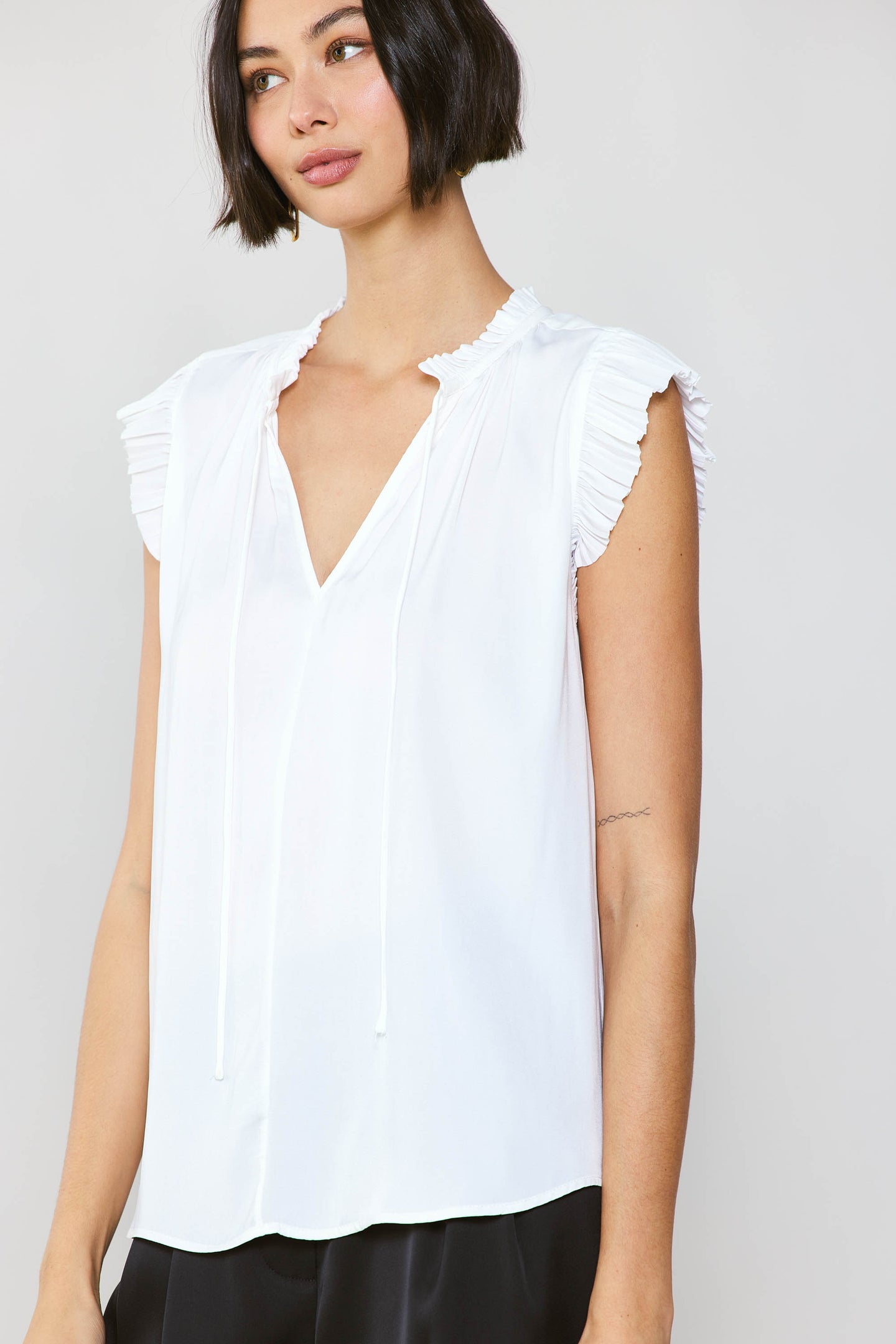 Margot Pleated Sleeve Blouse – CURRENT AIR