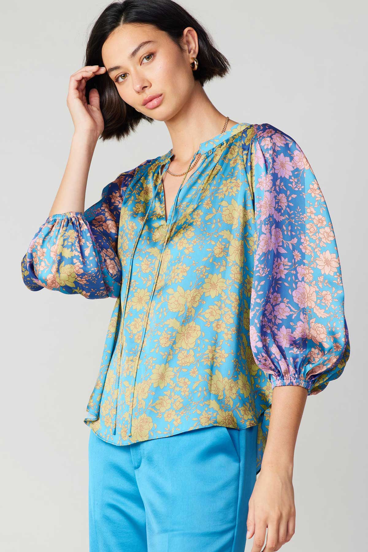 Floral Colorblock Cuffed Blouse