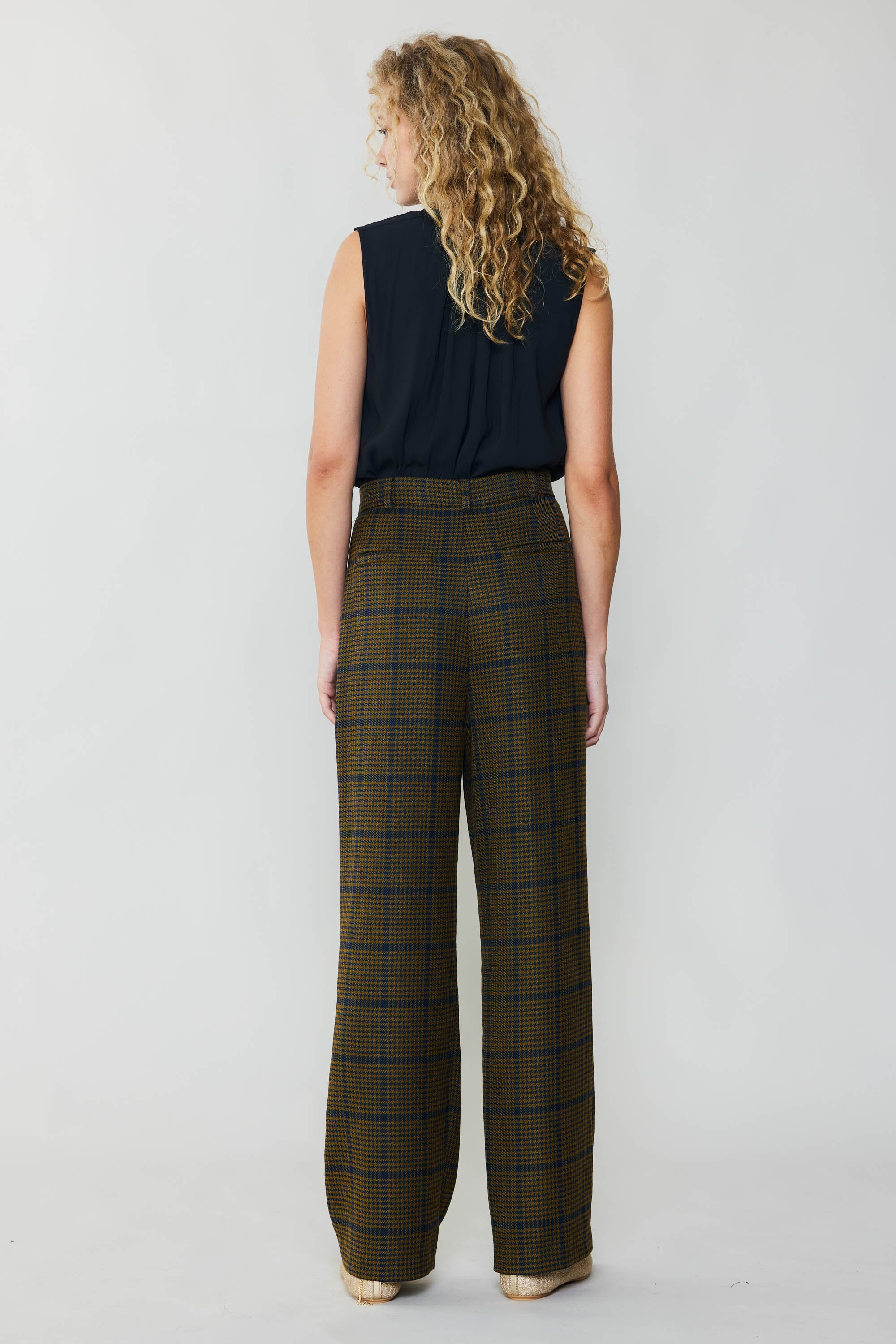 Buy Red Trousers & Pants for Women by KLOTTHE Online | Ajio.com