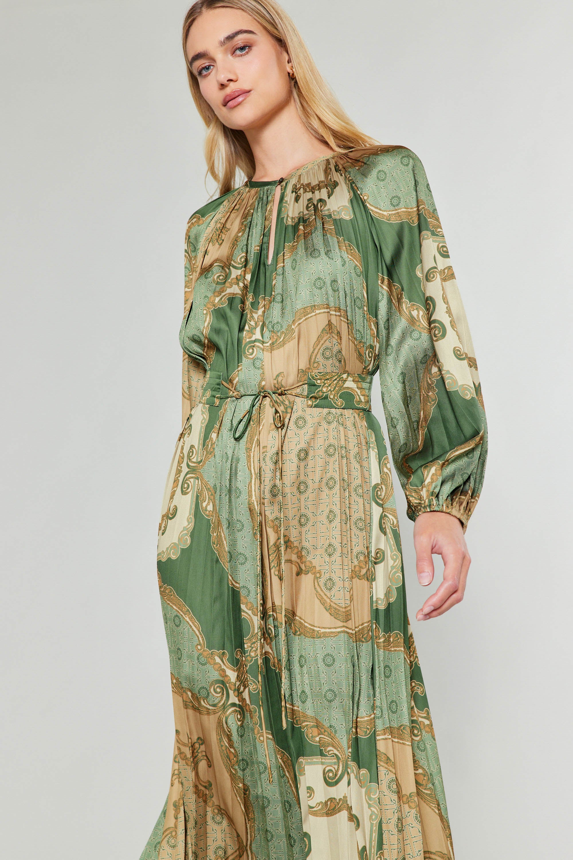 Adelaide Slit Sleeve Belted Dress M