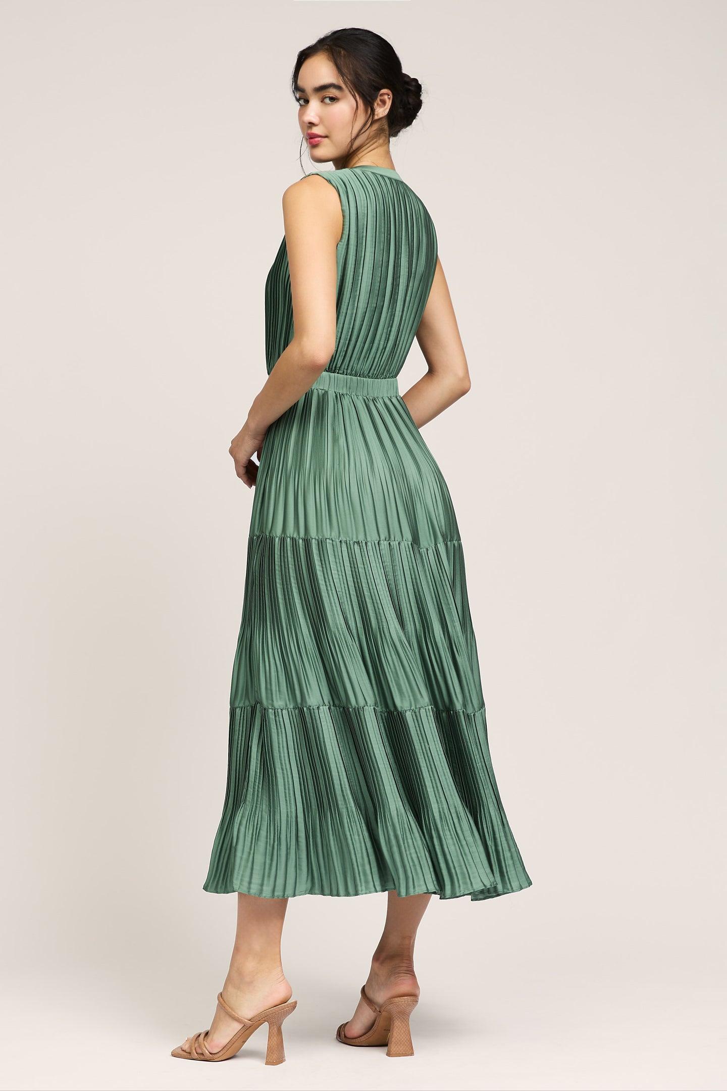 Pleated Sleeveless Maxi Dress