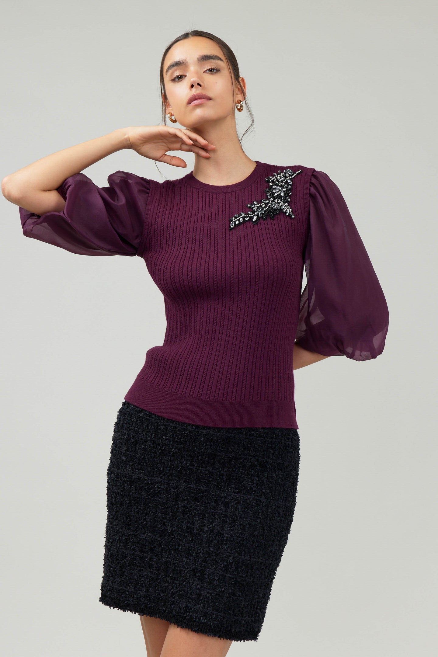 Contrast Sleeve Knit Blouse