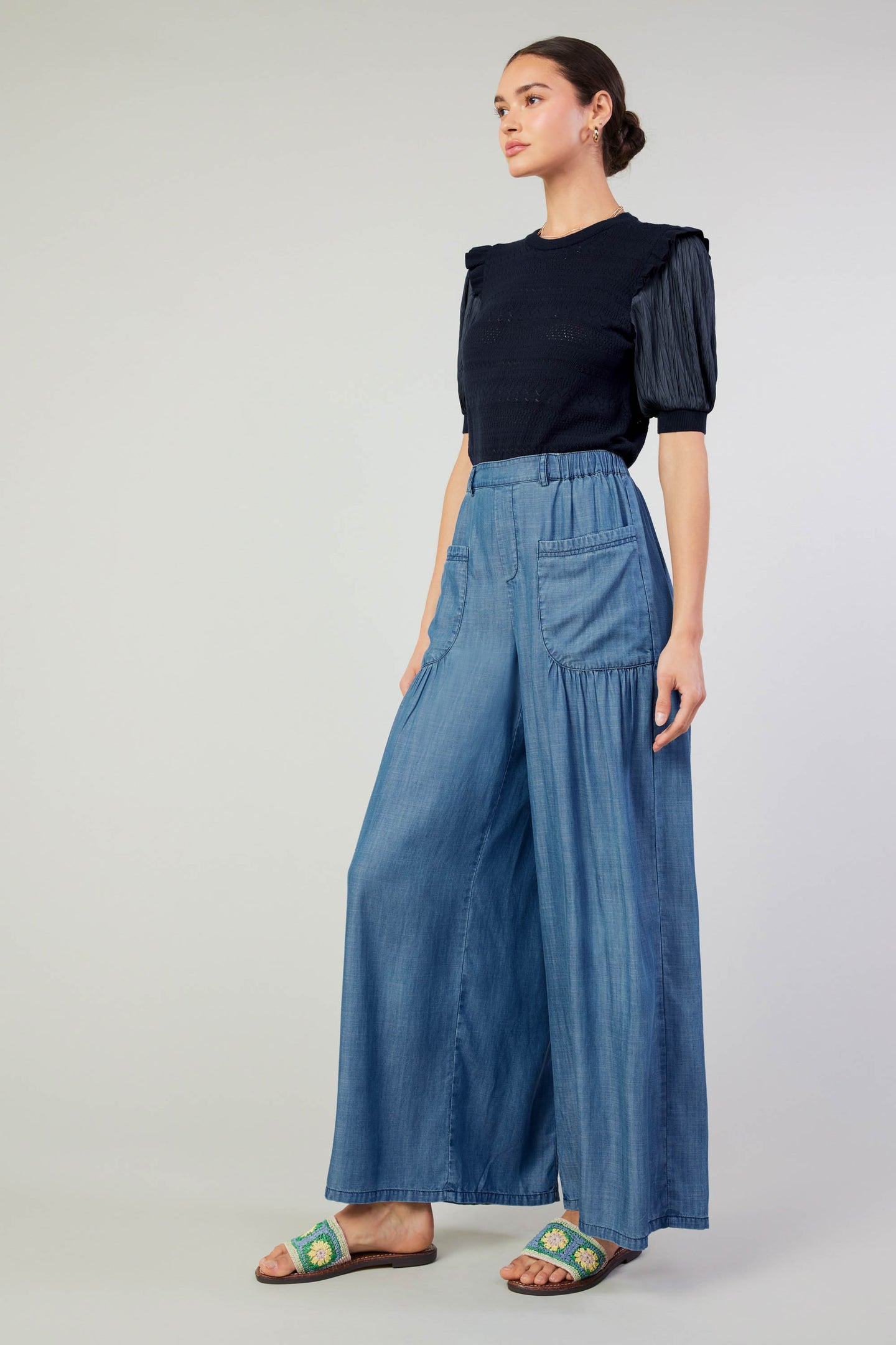 Patch Pocket Chambray Pant