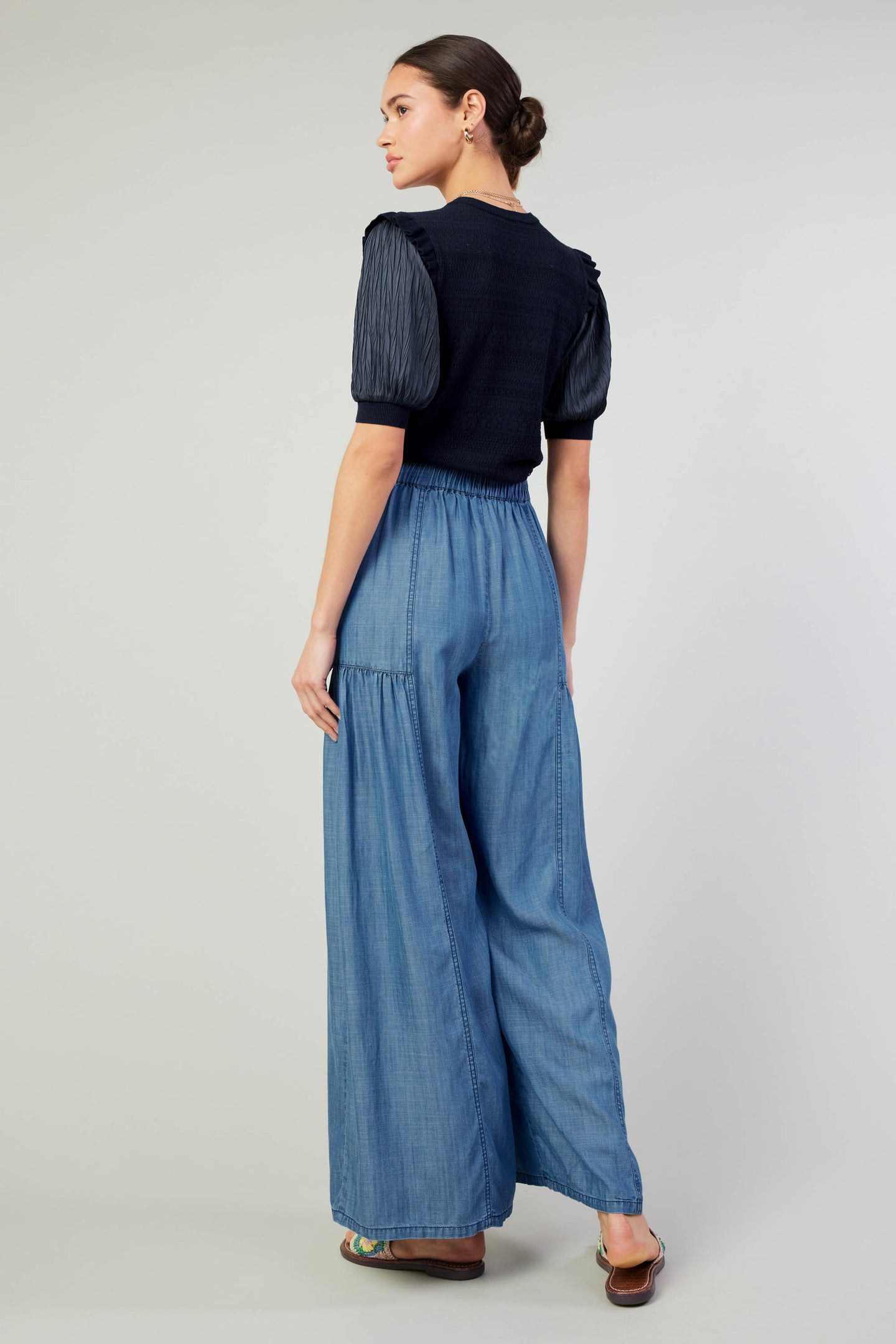 Patch Pocket Chambray Pant