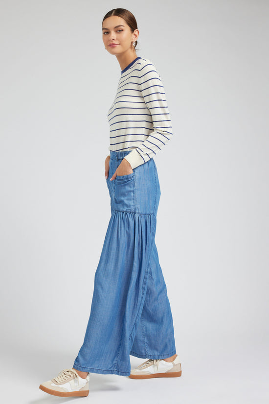 Patch Pocket Chambray Pant