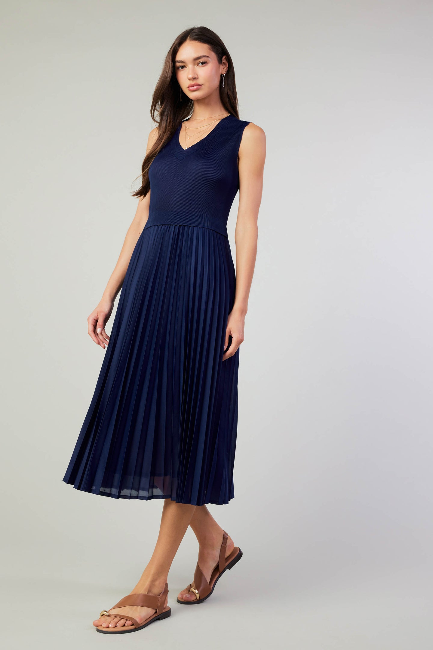 Cari Ribbed Contrast Pleated Dress