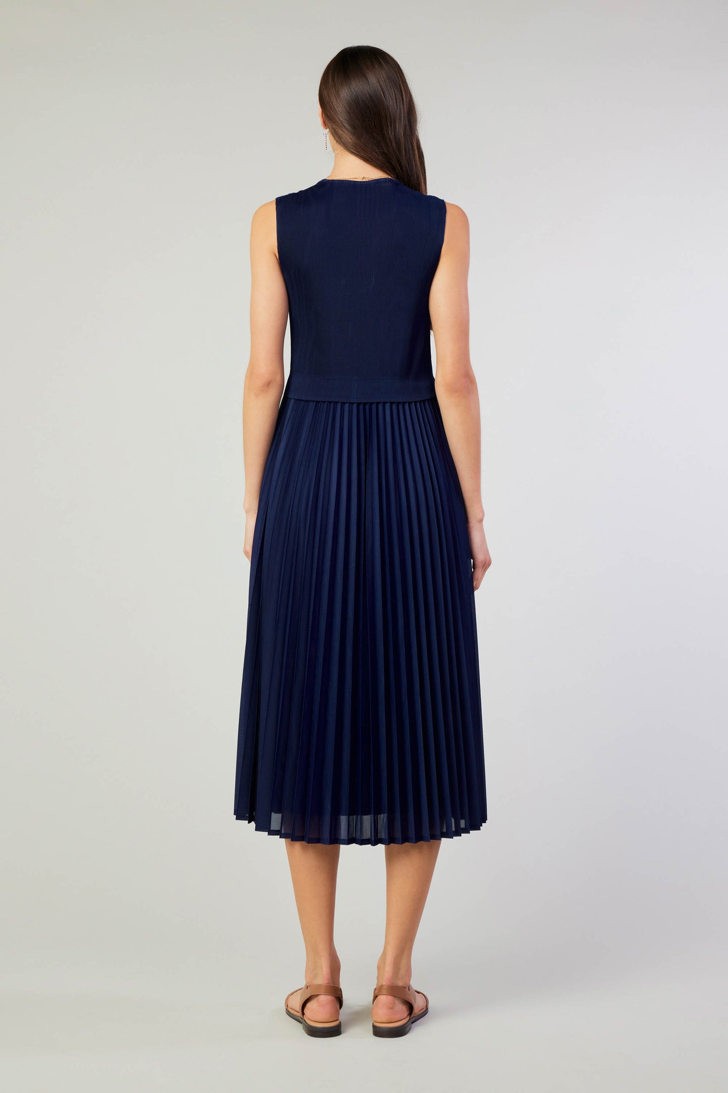 Cari Ribbed Contrast Pleated Dress