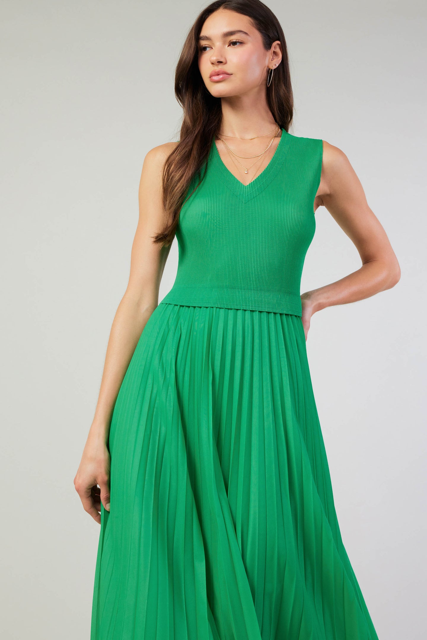 Cari Ribbed Contrast Pleated Dress