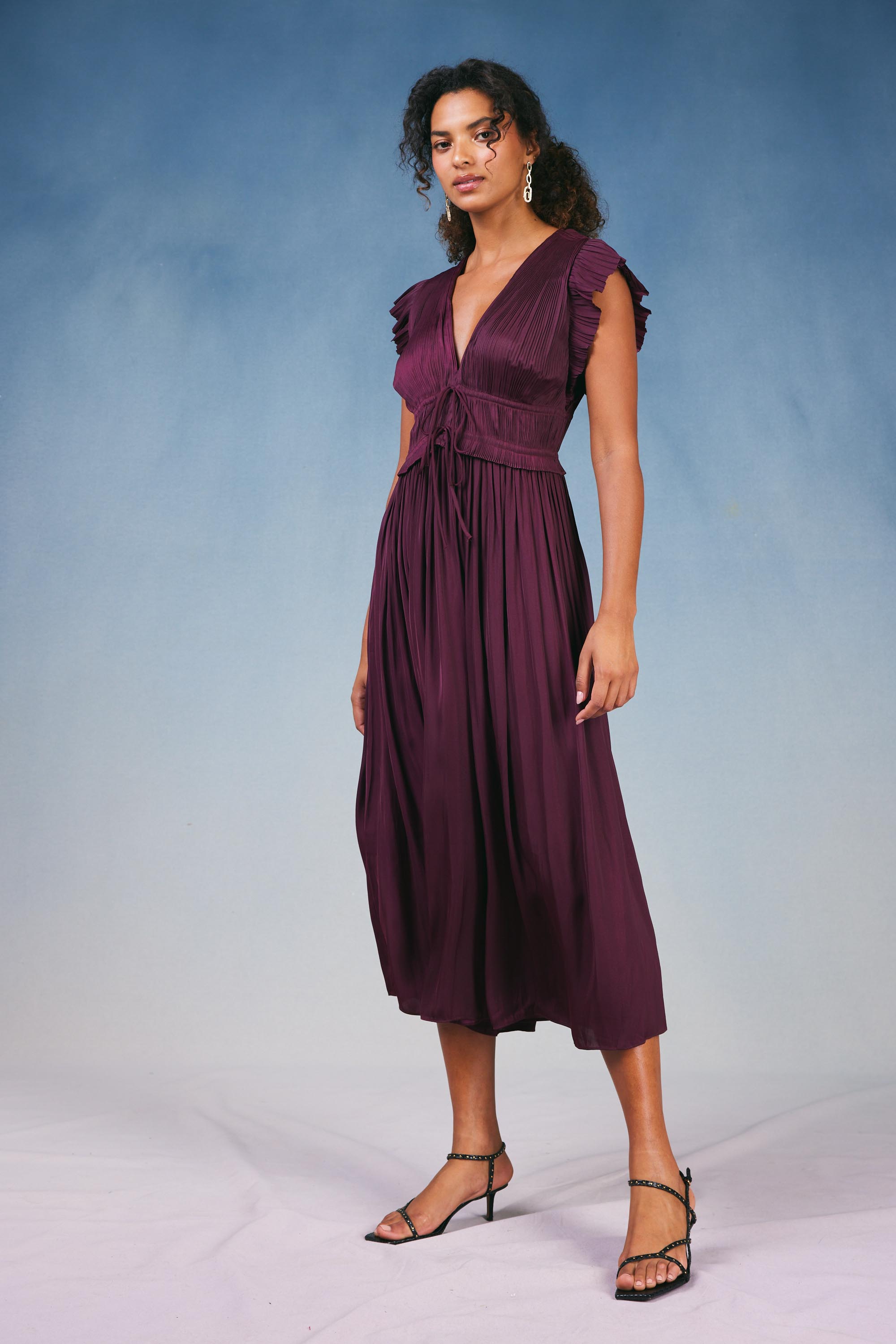 Burgundy pleated maxi dress best sale